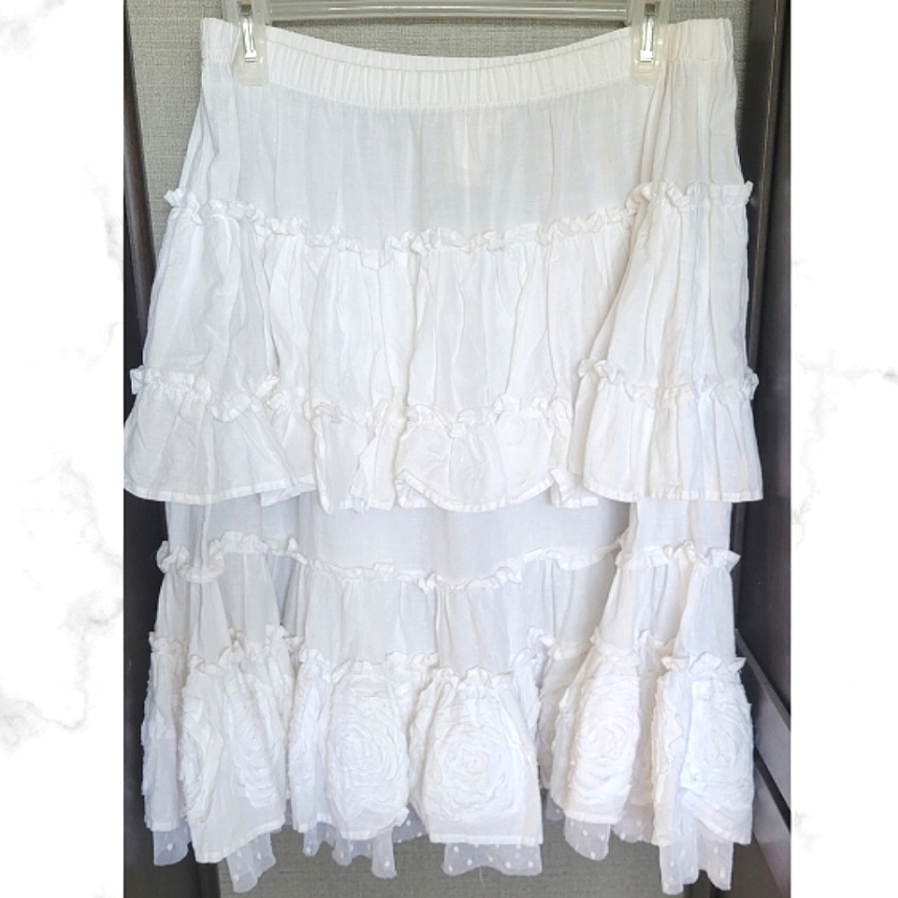 Marrika Nakk designer white skirt new with tags size medium